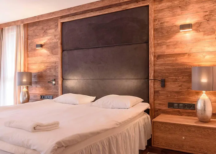 Finest Luxury Penthouse Royal Towers Apartment