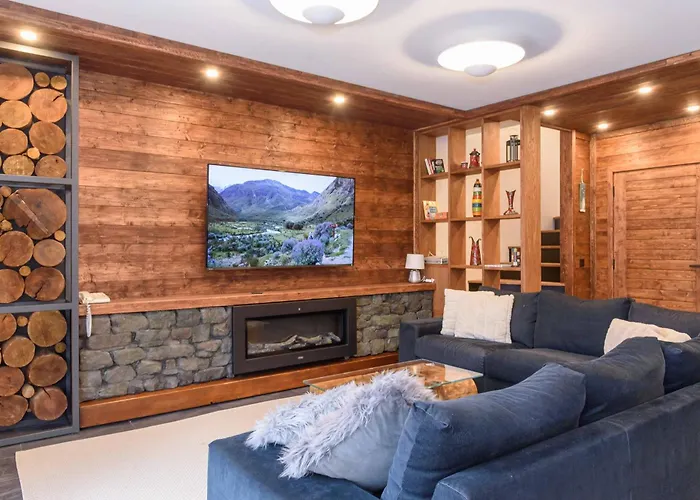 Finest Luxury Penthouse Royal Towers *