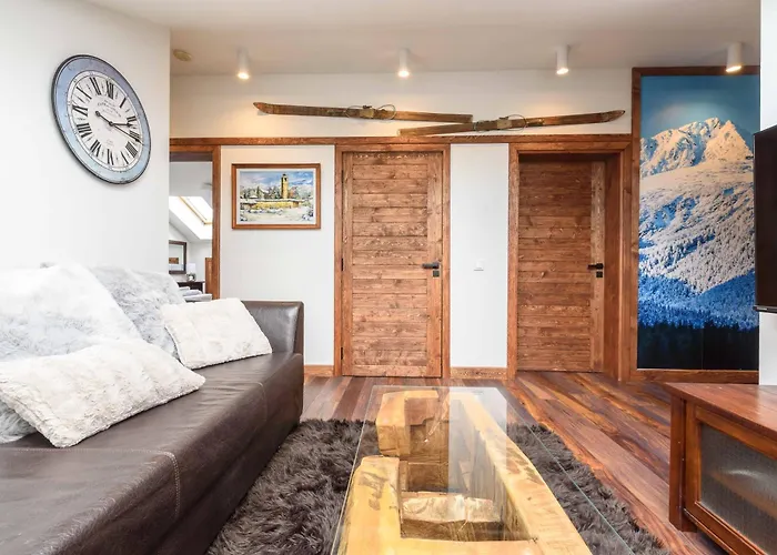 Finest Luxury Penthouse Royal Towers Apartment