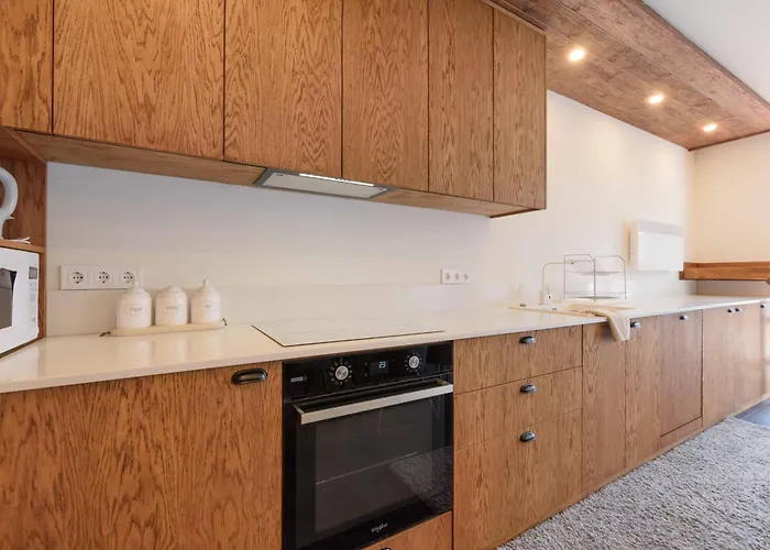 Finest Luxury Penthouse Royal Towers Apartment *