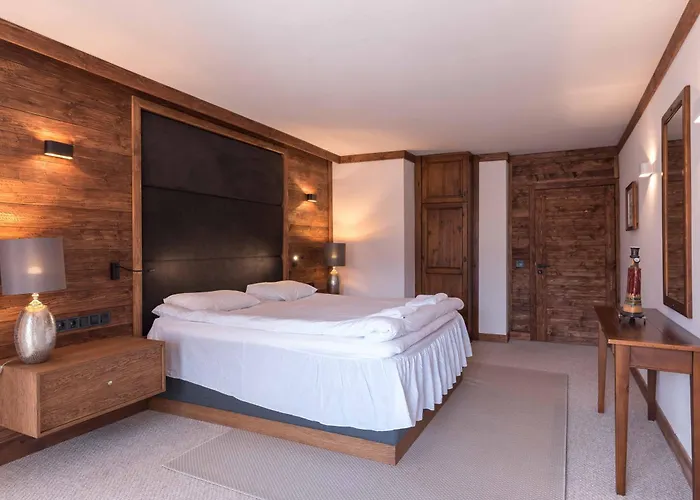 Finest Luxury Penthouse Royal Towers *