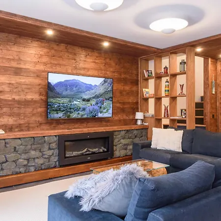 Finest Luxury Penthouse Royal Towers *