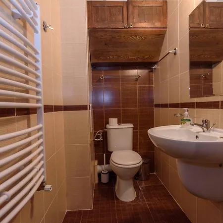 Finest Luxury Penthouse Royal Towers 公寓