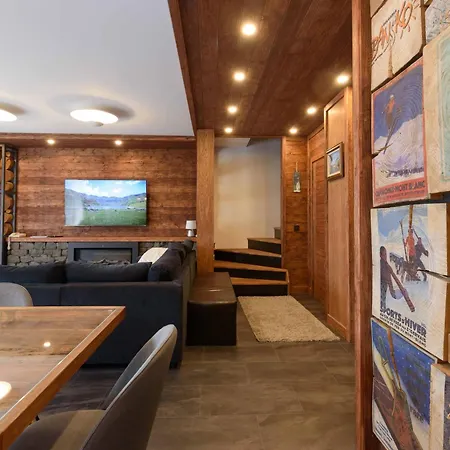Finest Luxury Penthouse Royal Towers 公寓
